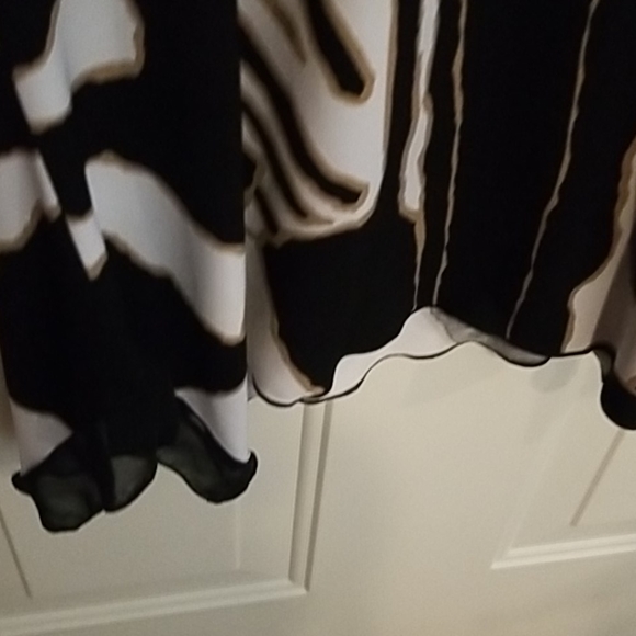 JM Collection tunic length top - Picture 6 of 6